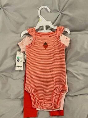 NWT-Carter's Baby Girl Coral & White Striped with Strawberries 3 pc Set-Size 3M